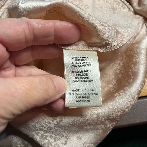 EUC Zadig & Voltaire- 100% Silk Pale Pink Blouse. Size- See Measurements - Picture 4 of 8